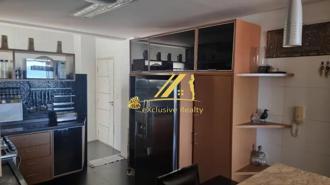Foto 4 de Apartamento com 3 quartos à venda, 120m2 em Amaralina, Salvador - BA