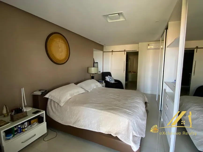 Casa de Condomínio com 5 quartos à venda, 750m2 em Piatã, Salvador - BA - imagem 4 Foto 4 de Casa de Condomínio com 5 quartos à venda, 750m2 em Piatã, Salvador - BA
