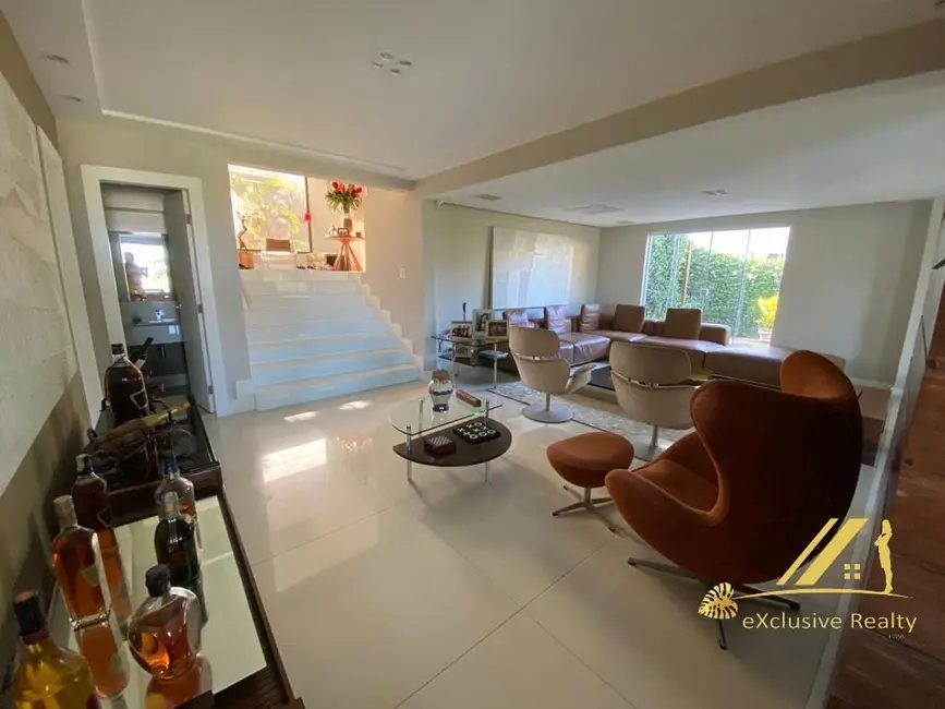 Foto 1 de Casa de Condomínio com 5 quartos à venda, 750m2 em Piatã, Salvador - BA