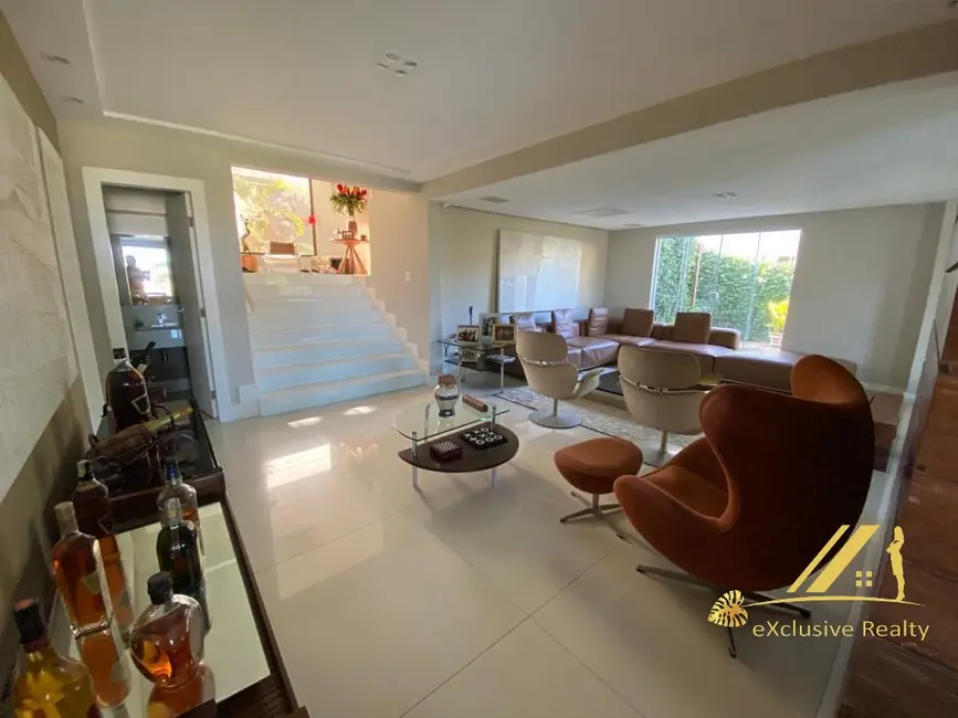 Foto 1 de Casa de Condomínio com 5 quartos à venda, 750m2 em Piatã, Salvador - BA
