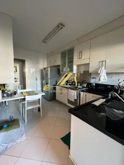 Apartamento com 3 quartos à venda, 140m2 em Pituba, Salvador - BA - imagem 5 Foto 5 de Apartamento com 3 quartos à venda, 140m2 em Pituba, Salvador - BA