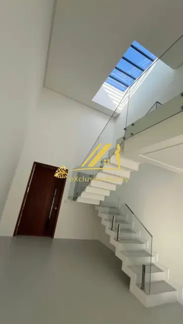 Foto 3 de Casa de Condomínio com 4 quartos à venda, 294m2 em Camacari - BA