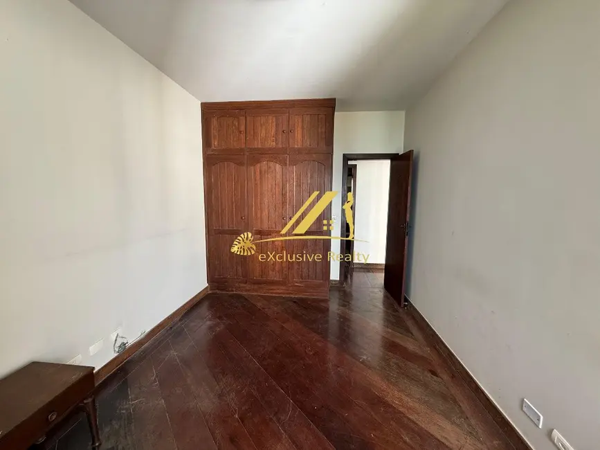 Apartamento com 4 quartos à venda, 243m2 em Barra, Salvador - BA - imagem 3 Foto 3 de Apartamento com 4 quartos à venda, 243m2 em Barra, Salvador - BA