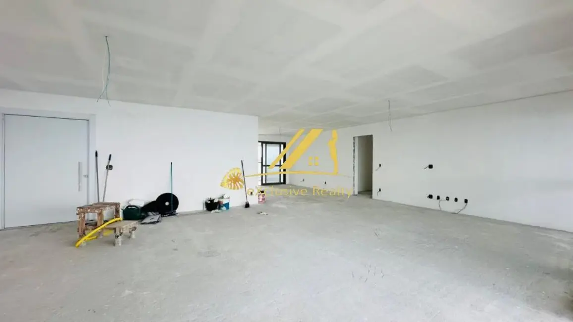 Apartamento com 4 quartos à venda, 303m2 em Ondina, Salvador - BA - imagem 6 Foto 6 de Apartamento com 4 quartos à venda, 303m2 em Ondina, Salvador - BA