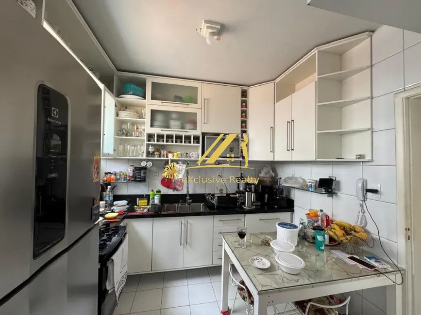 Apartamento com 3 quartos para alugar, 116m2 em Graça, Salvador - BA - imagem 1 Foto 1 de Apartamento com 3 quartos para alugar, 116m2 em Graça, Salvador - BA