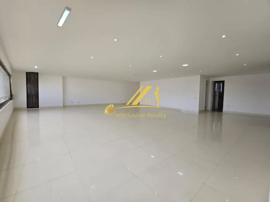 Apartamento com 4 quartos à venda, 311m2 em Graça, Salvador - BA - imagem 7 Foto 7 de Apartamento com 4 quartos à venda, 311m2 em Graça, Salvador - BA