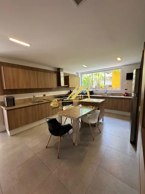 Foto 9 de Casa de Condomínio com 5 quartos para alugar, 400m2 em Camacari - BA