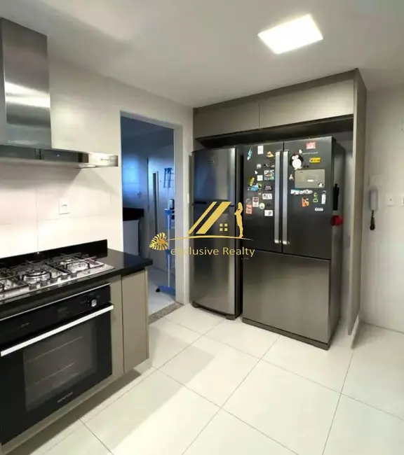 Foto 3 de Apartamento com 3 quartos à venda, 241m2 em Graça, Salvador - BA