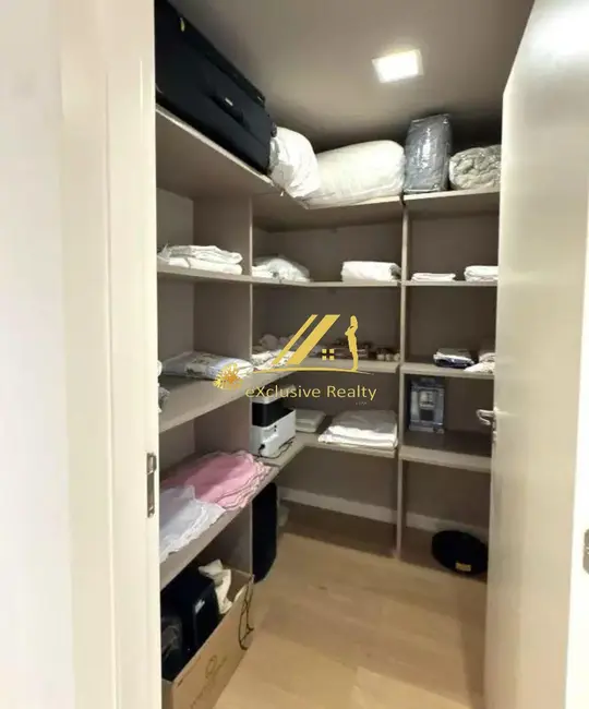 Apartamento com 3 quartos à venda, 241m2 em Graça, Salvador - BA - imagem 2 Foto 2 de Apartamento com 3 quartos à venda, 241m2 em Graça, Salvador - BA