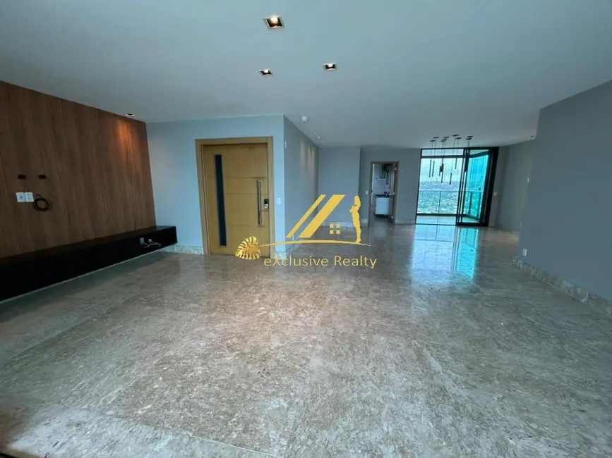 Foto 1 de Apartamento com 4 quartos para alugar, 240m2 em Jaguaribe, Salvador - BA