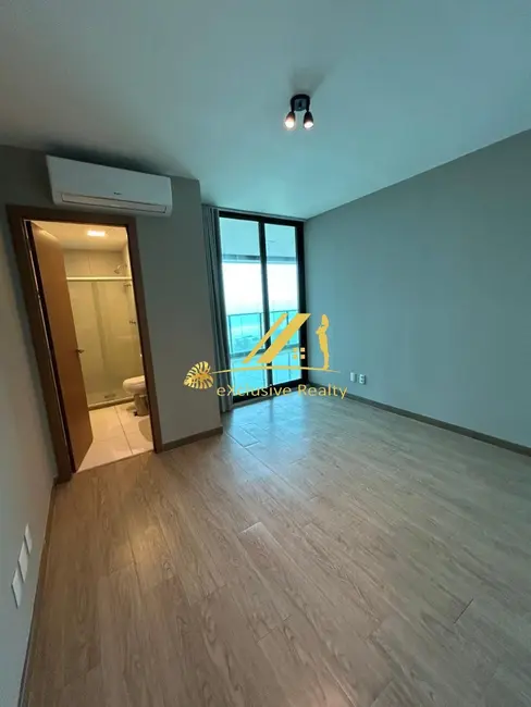 Foto 2 de Apartamento com 4 quartos para alugar, 240m2 em Jaguaribe, Salvador - BA