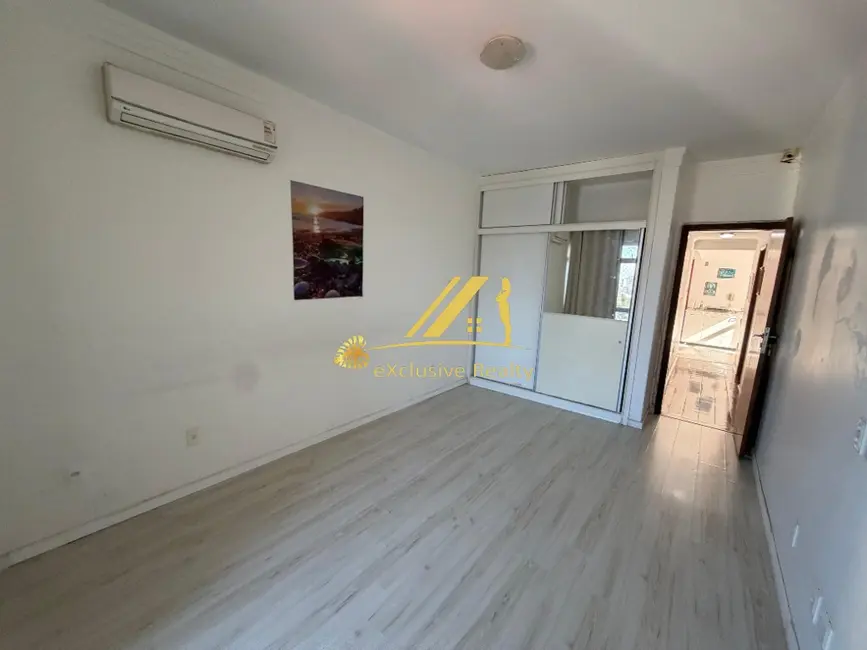 Apartamento com 4 quartos à venda, 261m2 em Canela, Salvador - BA - imagem 5 Foto 5 de Apartamento com 4 quartos à venda, 261m2 em Canela, Salvador - BA
