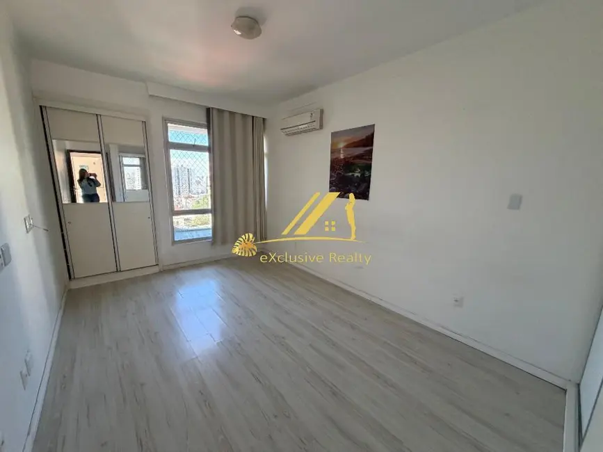 Apartamento com 4 quartos à venda, 261m2 em Canela, Salvador - BA - imagem 6 Foto 6 de Apartamento com 4 quartos à venda, 261m2 em Canela, Salvador - BA
