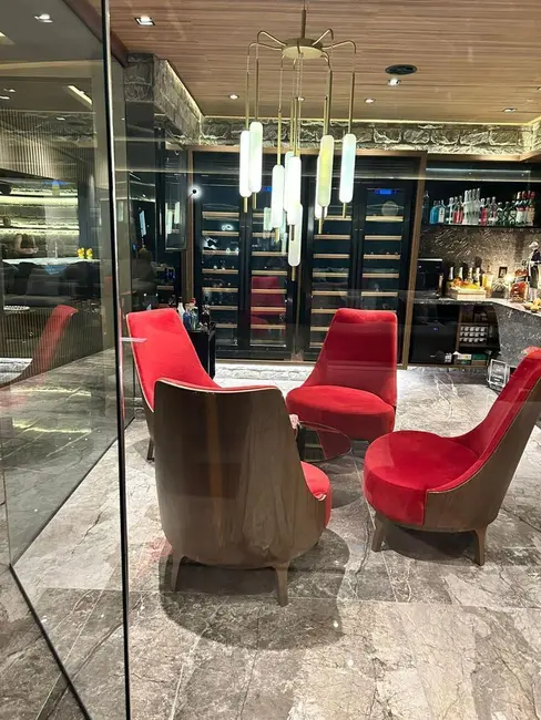 Apartamento com 3 quartos à venda e para alugar, 305m2 em Graça, Salvador - BA - imagem 7 Foto 7 de Apartamento com 3 quartos à venda e para alugar, 305m2 em Graça, Salvador - BA