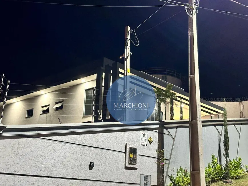 Foto 3 de Chácara com 3 quartos à venda, 800m2 em Pinhalzinho - SP