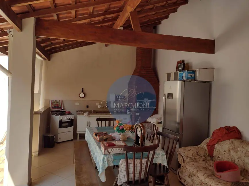 Sobrado com 5 quartos à venda, 300m2 em Pinhalzinho - SP - imagem 8 Foto 8 de Sobrado com 5 quartos à venda, 300m2 em Pinhalzinho - SP