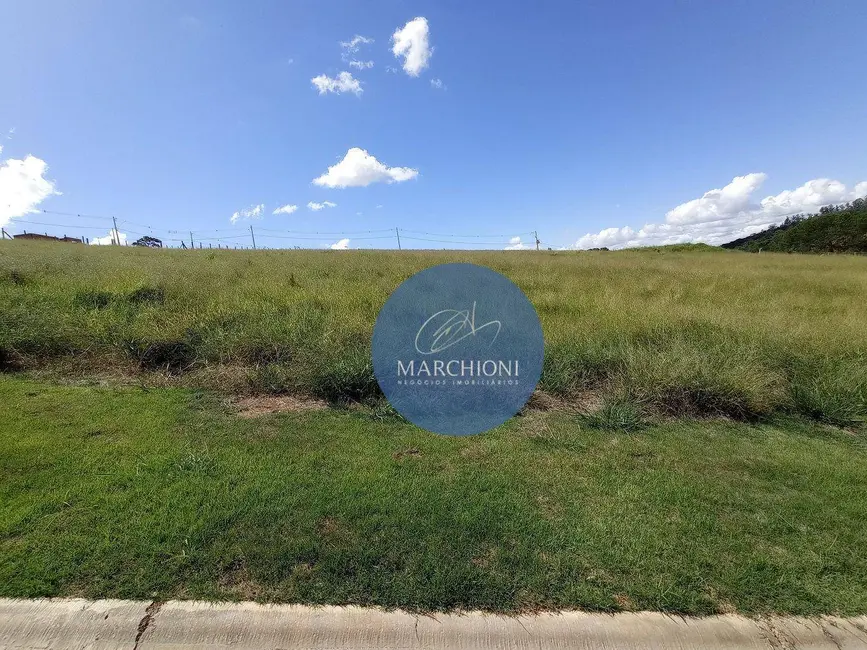 Foto 1 de Terreno / Lote à venda, 1000m2 em Pinhalzinho - SP