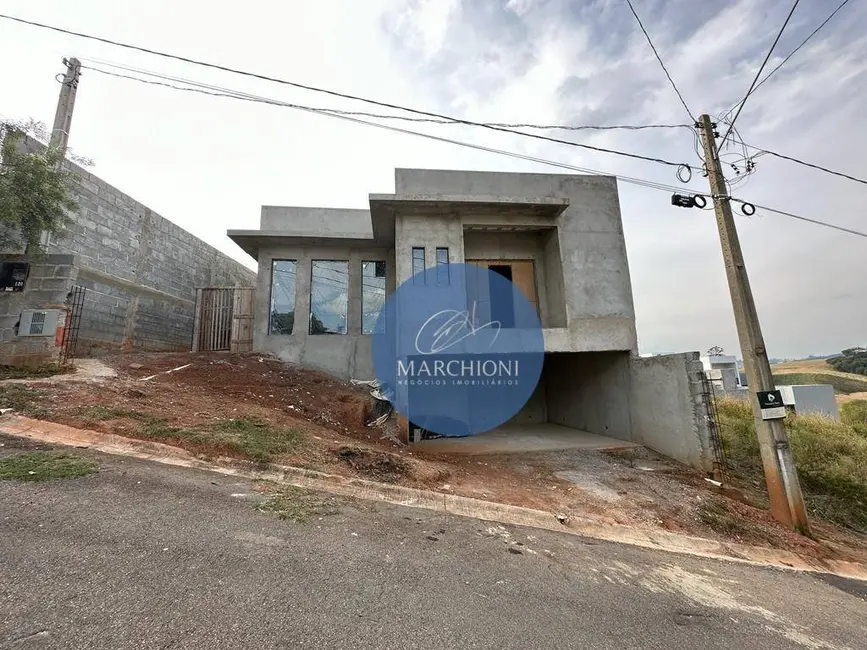 Foto 2 de Casa com 3 quartos à venda, 264m2 em Pinhalzinho - SP