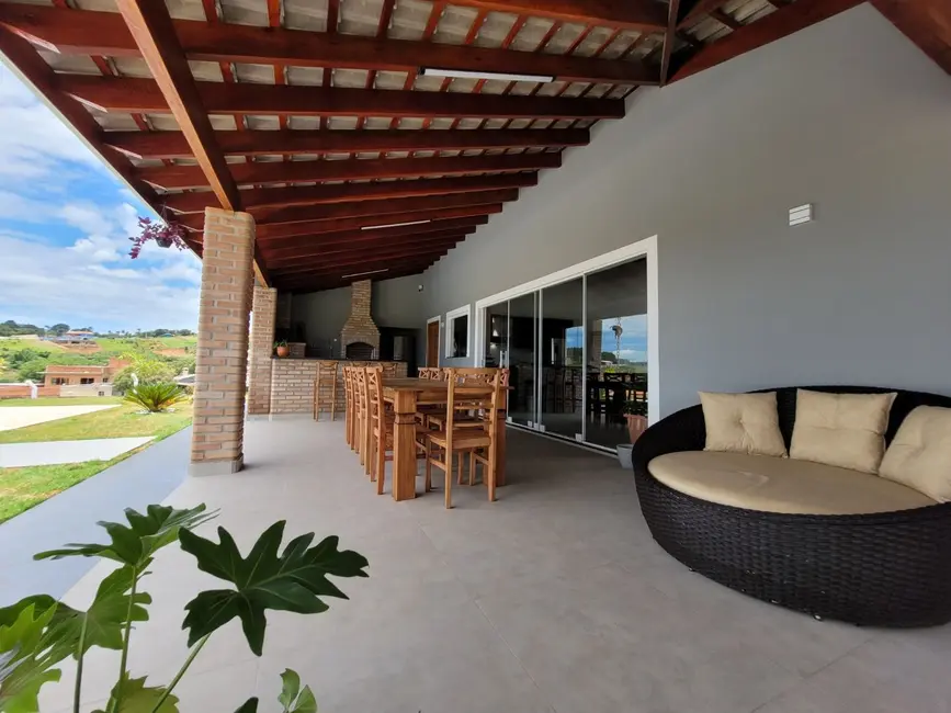 Foto 8 de Chácara com 4 quartos à venda, 1000m2 em Pinhalzinho - SP