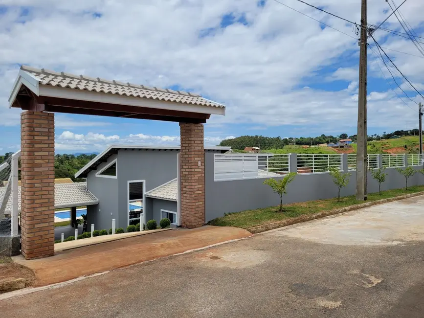 Foto 2 de Chácara com 4 quartos à venda, 1000m2 em Pinhalzinho - SP