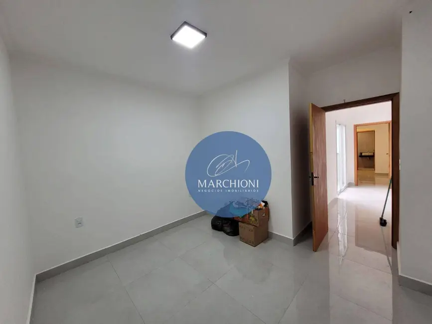 Casa com 2 quartos à venda, 140m2 em Pinhalzinho - SP - imagem 8 Foto 8 de Casa com 2 quartos à venda, 140m2 em Pinhalzinho - SP