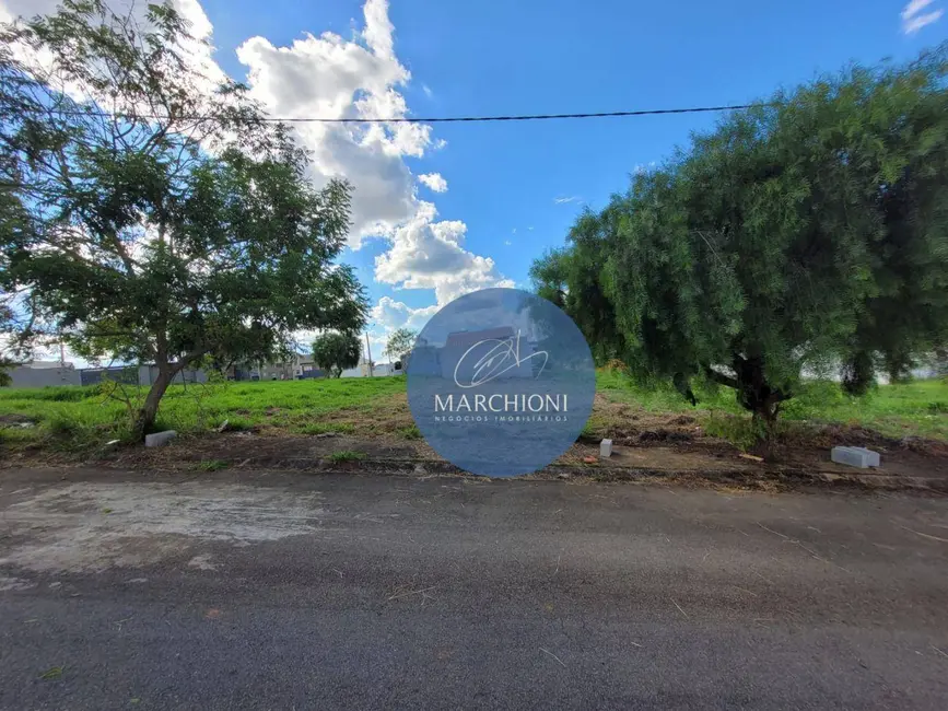 Terreno / Lote à venda, 250m2 em Pinhalzinho - SP - imagem 1 Foto 1 de Terreno / Lote à venda, 250m2 em Pinhalzinho - SP