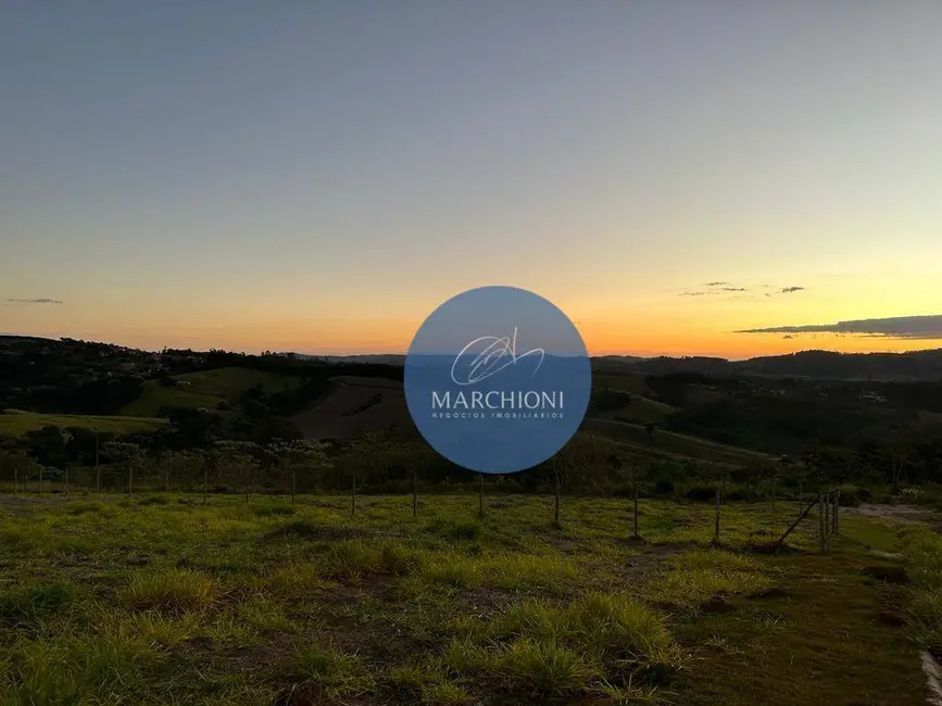 Foto 1 de Terreno / Lote à venda, 1000m2 em Pinhalzinho - SP