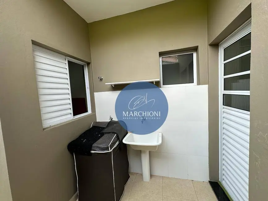 Casa com 2 quartos à venda, 125m2 em Pinhalzinho - SP - imagem 6 Foto 6 de Casa com 2 quartos à venda, 125m2 em Pinhalzinho - SP