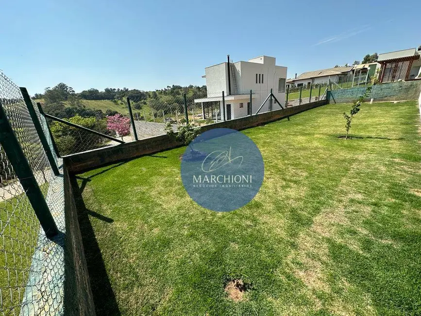 Chácara com 4 quartos à venda, 1000m2 em Pinhalzinho - SP - imagem 4 Foto 4 de Chácara com 4 quartos à venda, 1000m2 em Pinhalzinho - SP