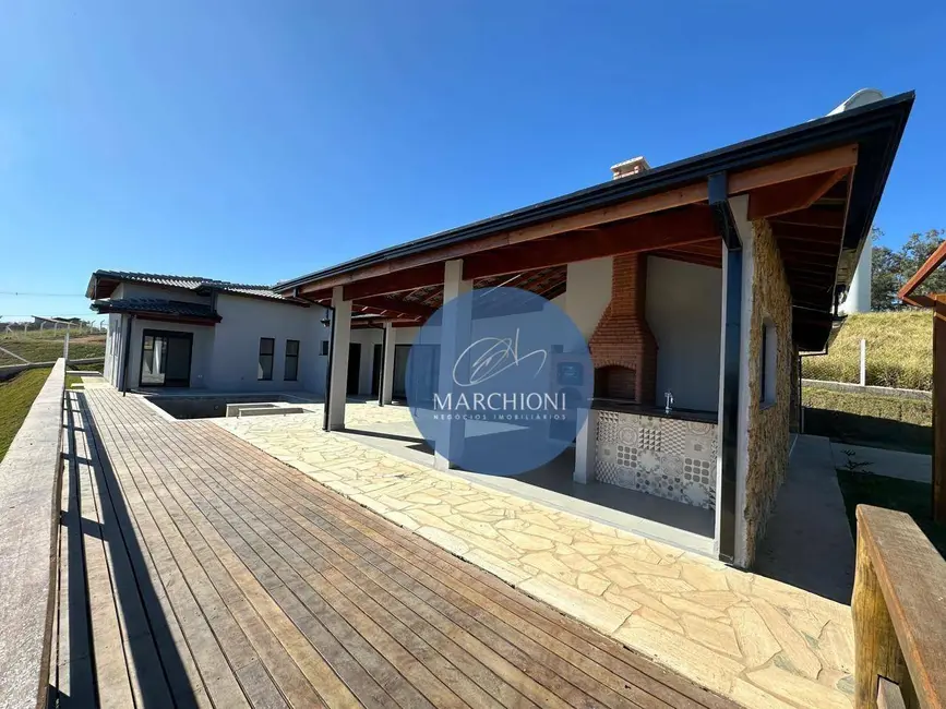 Foto 3 de Chácara com 3 quartos à venda, 1000m2 em Pinhalzinho - SP