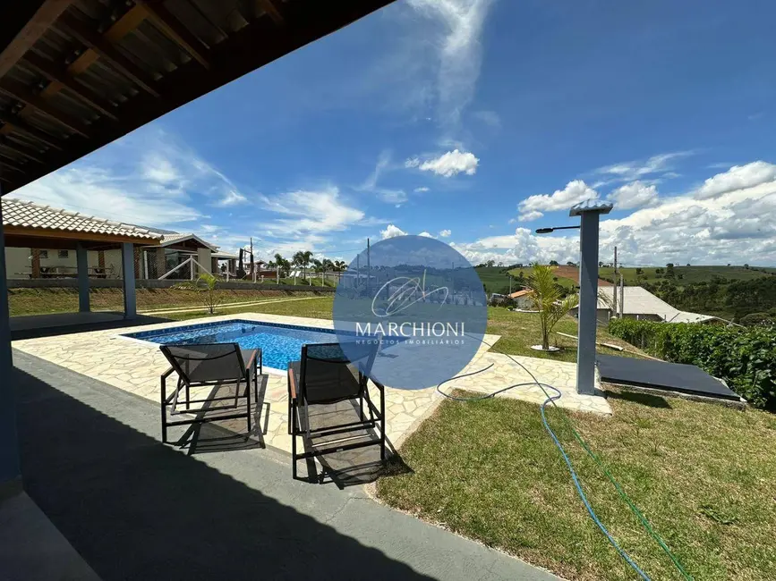 Foto 2 de Chácara com 3 quartos à venda, 1020m2 em Pinhalzinho - SP