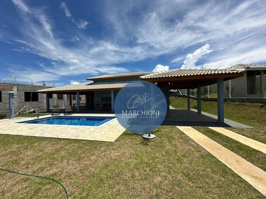 Foto 1 de Chácara com 3 quartos à venda, 1020m2 em Pinhalzinho - SP