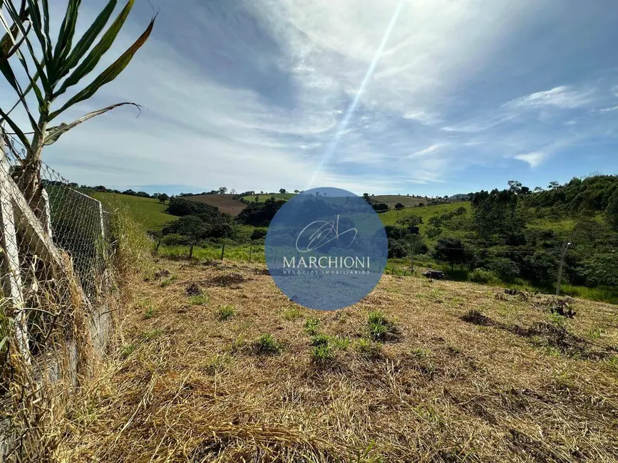 Foto 1 de Terreno / Lote à venda, 1000m2 em Pinhalzinho - SP