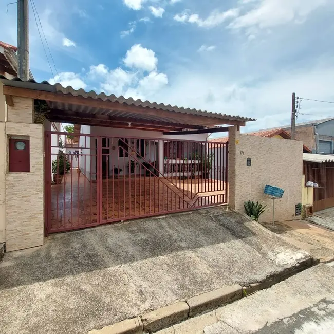 Casa com 2 quartos à venda, 250m2 em Pinhalzinho - SP - imagem 1 Foto 1 de Casa com 2 quartos à venda, 250m2 em Pinhalzinho - SP