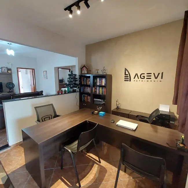 Casa com 2 quartos à venda, 250m2 em Pinhalzinho - SP - imagem 6 Foto 6 de Casa com 2 quartos à venda, 250m2 em Pinhalzinho - SP