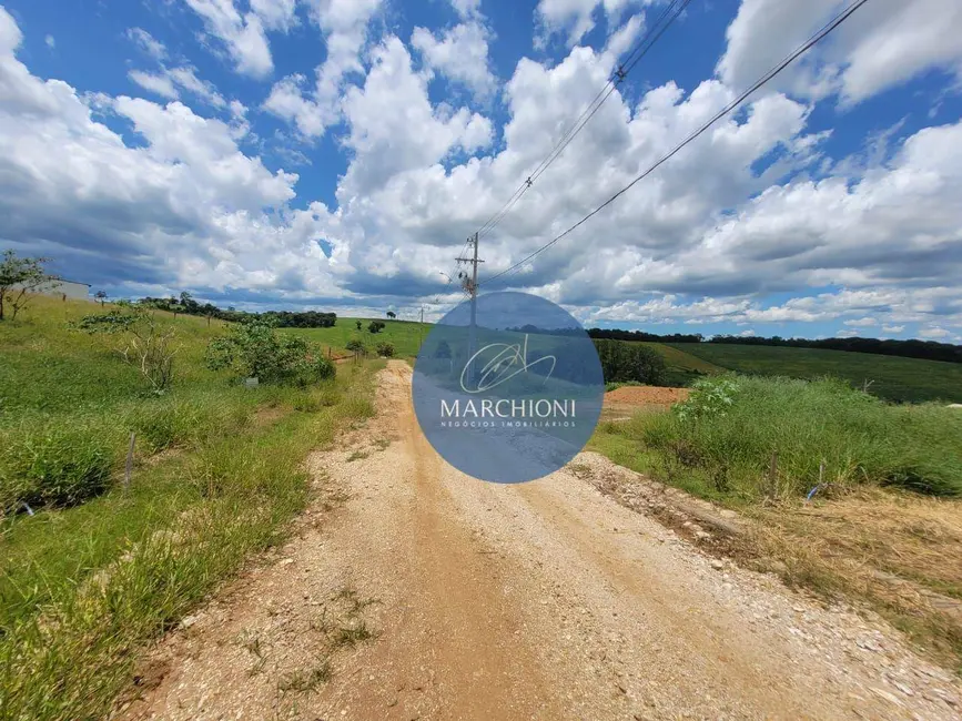 Terreno / Lote à venda, 1228m2 em Pinhalzinho - SP - imagem 6 Foto 6 de Terreno / Lote à venda, 1228m2 em Pinhalzinho - SP
