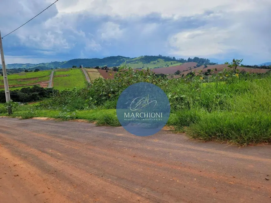 Terreno / Lote à venda, 1001m2 em Tuiuti - SP - imagem 3 Foto 3 de Terreno / Lote à venda, 1001m2 em Tuiuti - SP