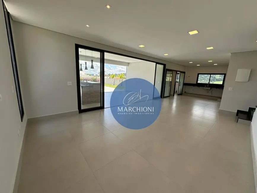 Foto 4 de Casa com 3 quartos à venda, 600m2 em Centro, Braganca Paulista - SP
