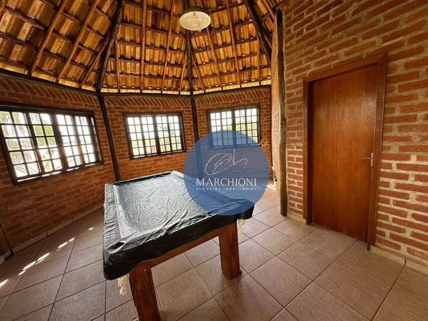 Chácara com 1 quarto à venda, 1390m2 em Pinhalzinho - SP - imagem 4 Foto 4 de Chácara com 1 quarto à venda, 1390m2 em Pinhalzinho - SP
