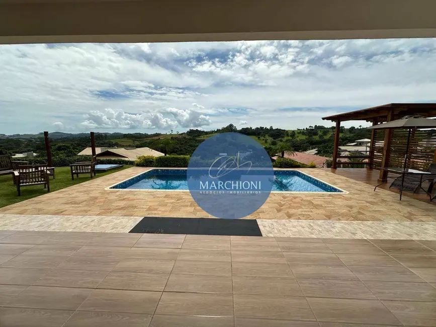 Chácara com 3 quartos à venda, 1000m2 em Pinhalzinho - SP - imagem 9 Foto 9 de Chácara com 3 quartos à venda, 1000m2 em Pinhalzinho - SP