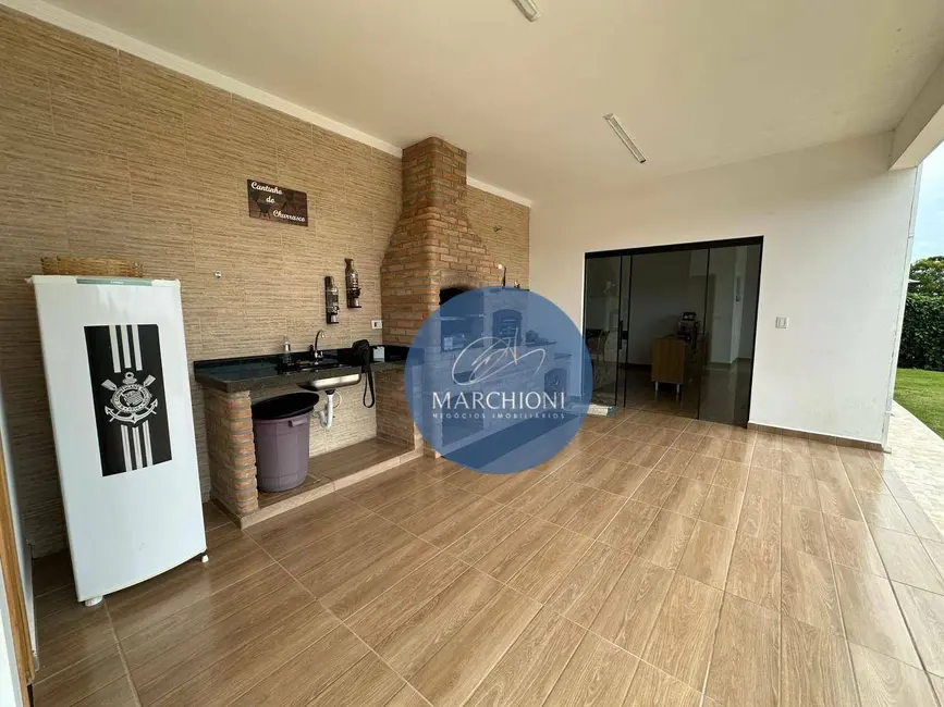 Chácara com 3 quartos à venda, 1000m2 em Pinhalzinho - SP - imagem 7 Foto 7 de Chácara com 3 quartos à venda, 1000m2 em Pinhalzinho - SP