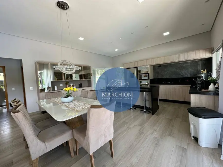 Foto 5 de Chácara com 4 quartos à venda, 1081m2 em Pinhalzinho - SP