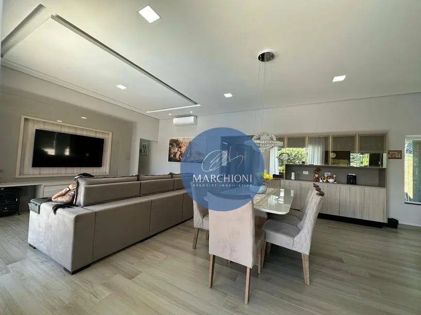 Foto 6 de Chácara com 4 quartos à venda, 1081m2 em Pinhalzinho - SP