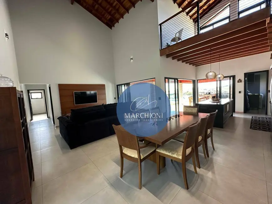 Foto 9 de Chácara com 4 quartos à venda, 1000m2 em Pinhalzinho - SP