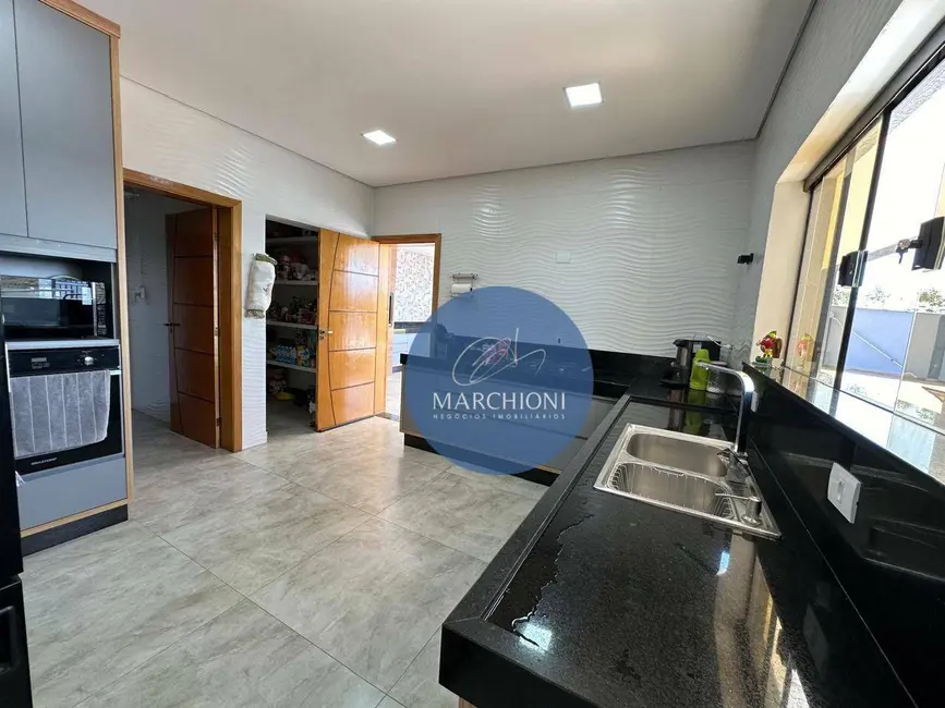 Foto 6 de Chácara com 4 quartos à venda, 820m2 em Pinhalzinho - SP