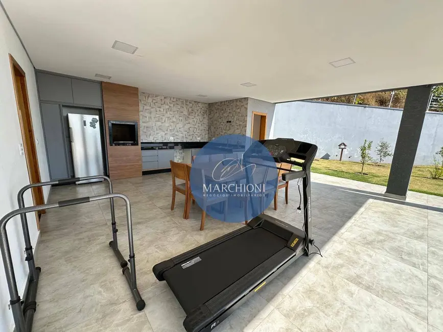 Foto 4 de Chácara com 4 quartos à venda, 820m2 em Pinhalzinho - SP