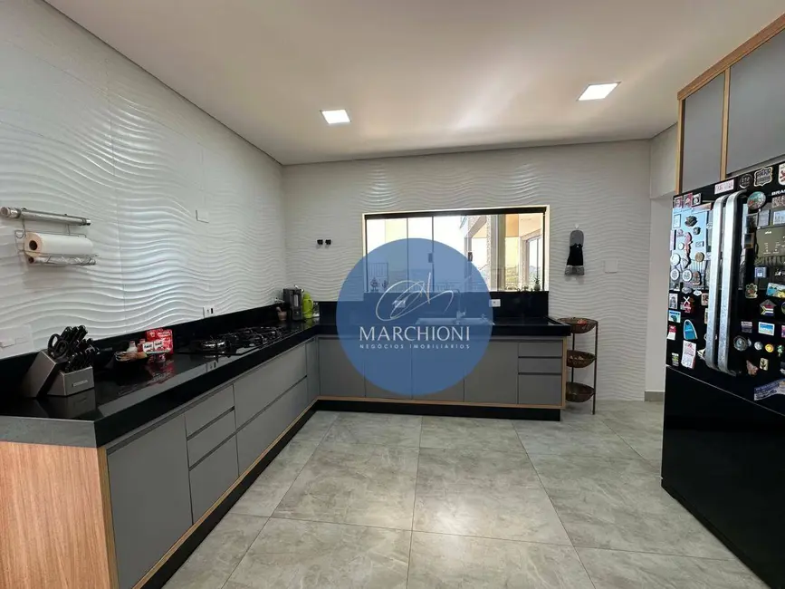 Foto 5 de Chácara com 4 quartos à venda, 820m2 em Pinhalzinho - SP