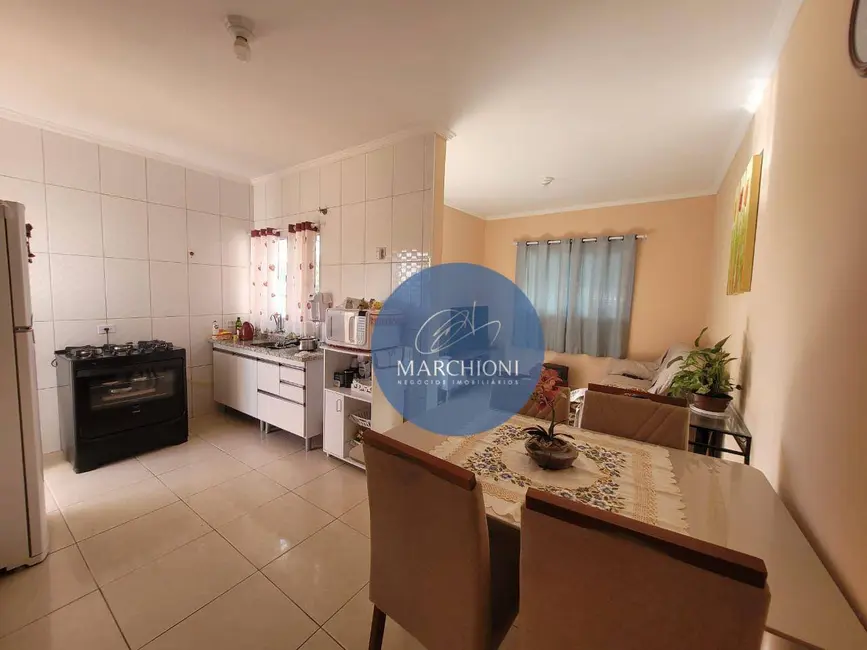 Casa com 3 quartos à venda, 125m2 em Pinhalzinho - SP - imagem 8 Foto 8 de Casa com 3 quartos à venda, 125m2 em Pinhalzinho - SP