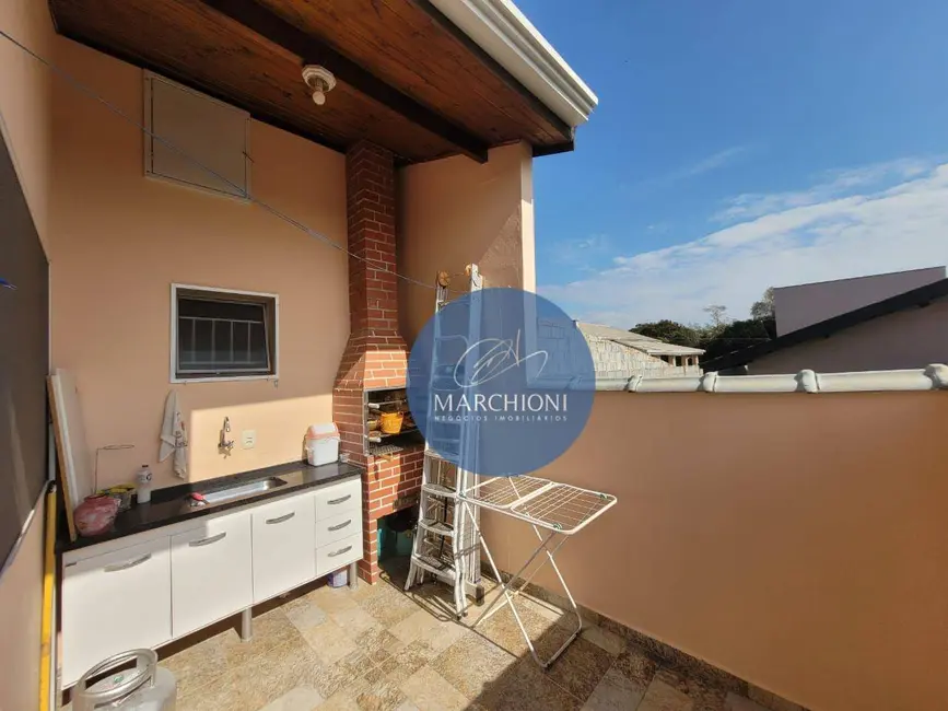 Casa com 3 quartos à venda, 125m2 em Pinhalzinho - SP - imagem 6 Foto 6 de Casa com 3 quartos à venda, 125m2 em Pinhalzinho - SP