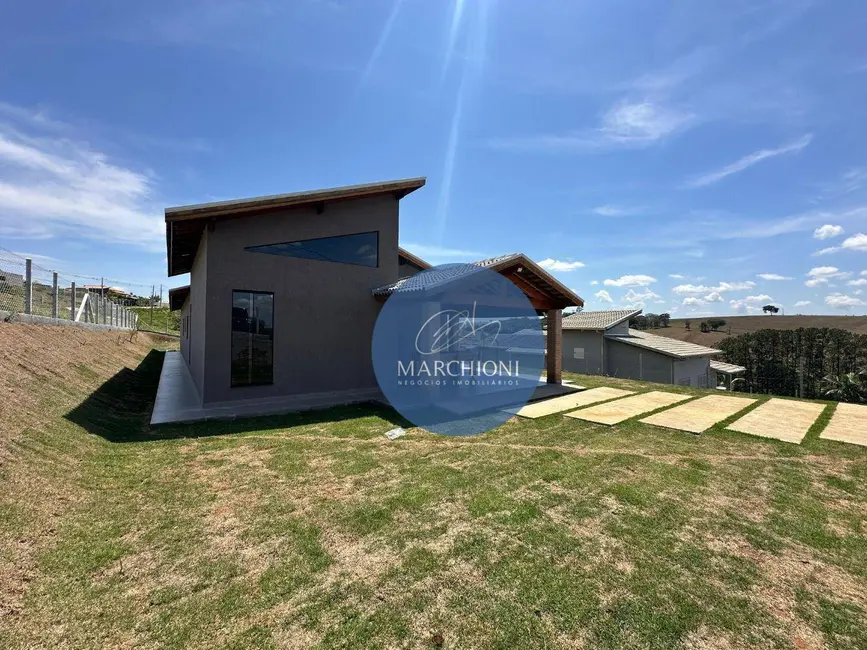 Foto 3 de Chácara com 3 quartos à venda, 1000m2 em Pinhalzinho - SP